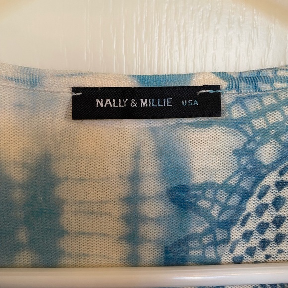 Nally & Millie Sleeveless Dress - Picture 2 of 6